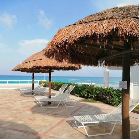 Confortable Depa En Condominio Frente Al Mar! カンクン エクステリア 写真