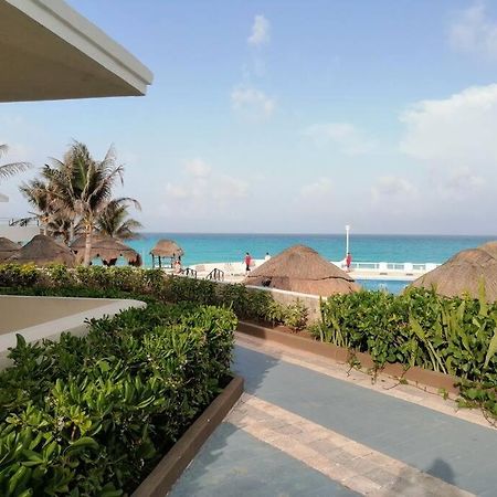 Confortable Depa En Condominio Frente Al Mar! カンクン エクステリア 写真